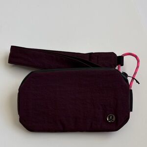Lululemon pop it off crossbody - nwot